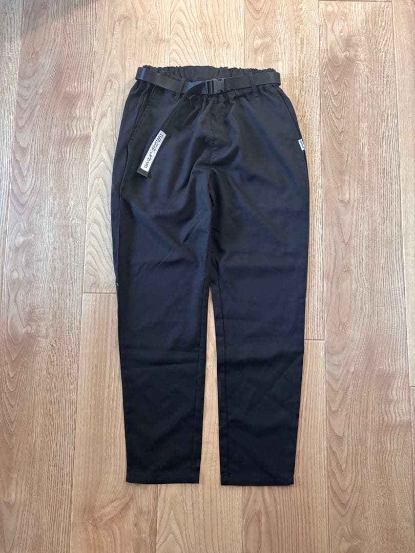 アジャスタブルパンツ　ブラック　定価18700円