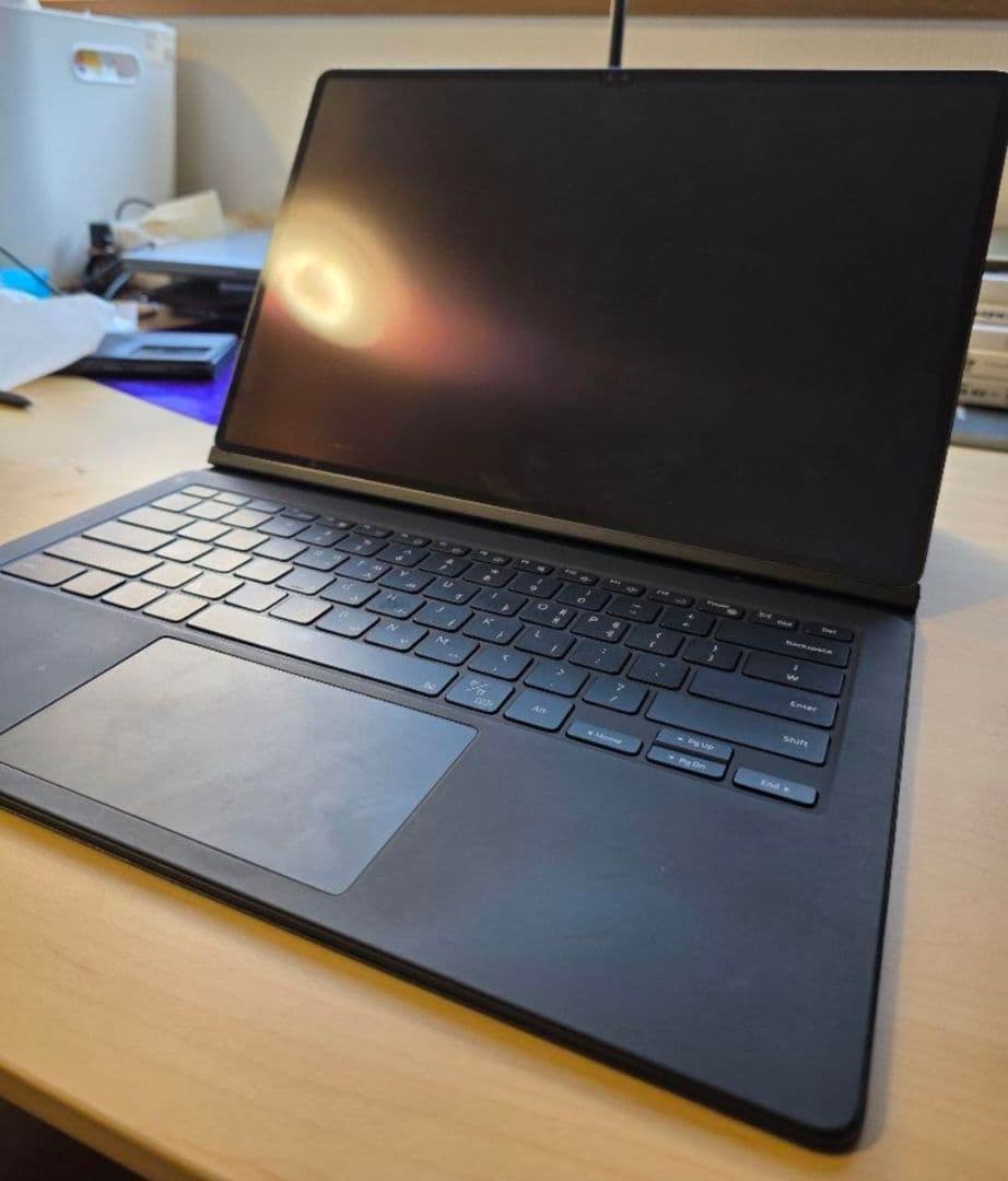 Samsung Galaxy Tab S8 Ultra 本体