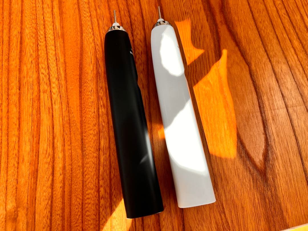 【2本セット】ソニッケアーダイアモンドクリーン電動歯ブラシ替え歯ブラシ付き