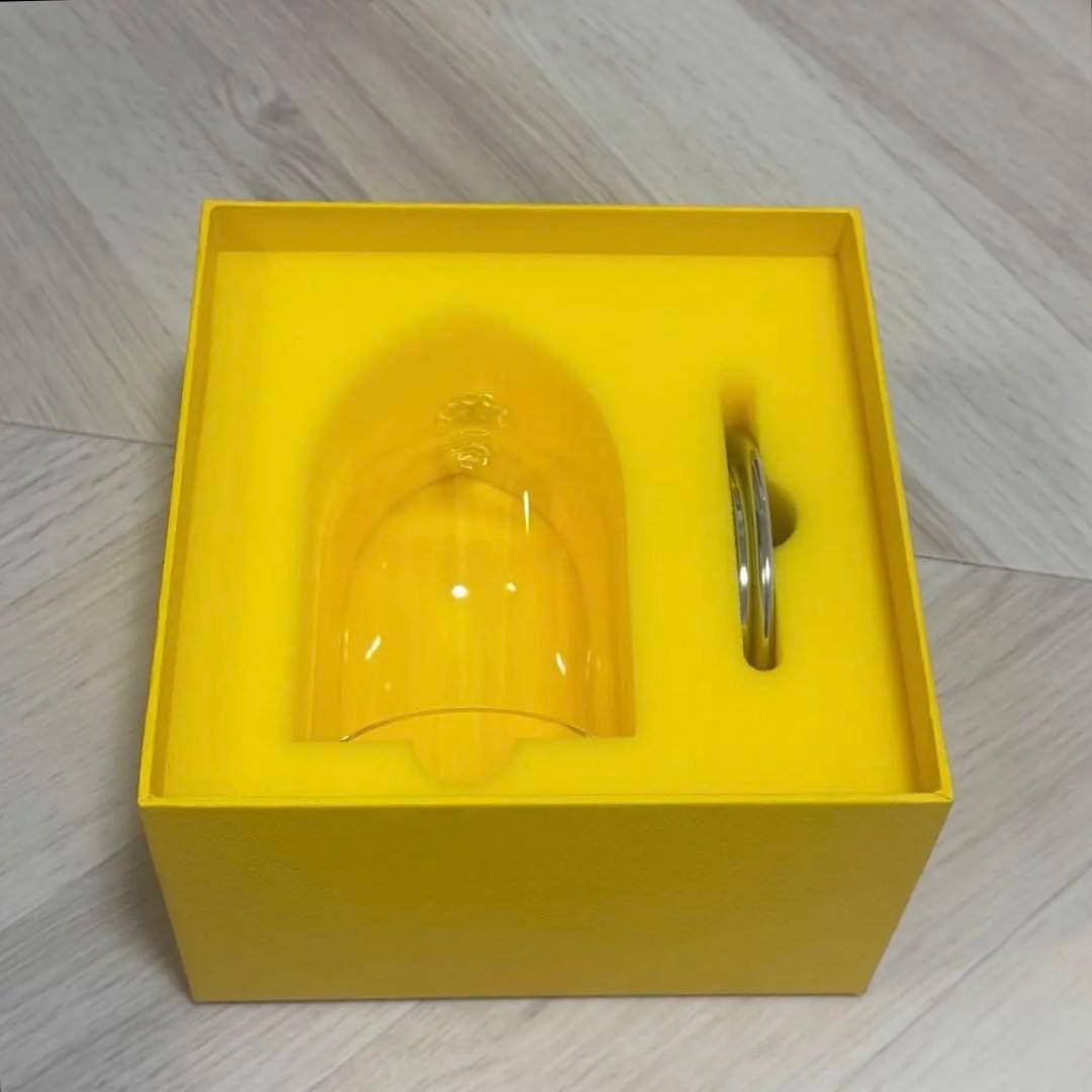 スワロフスキー　ガラスディスプレイ