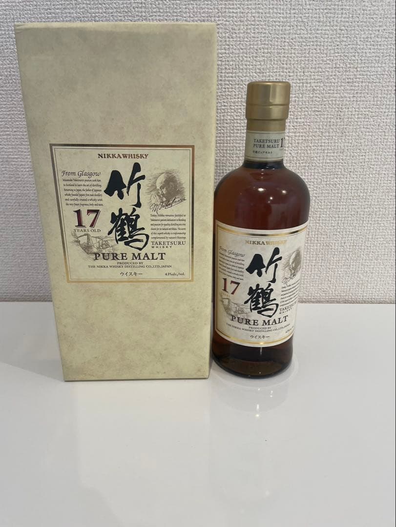 ニッカウイスキー 竹鶴 17年 ピュアモルト700ml 43%箱付き　K952