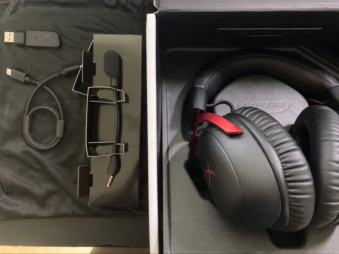 HyperX Cloud III ワイヤレスヘッドセット