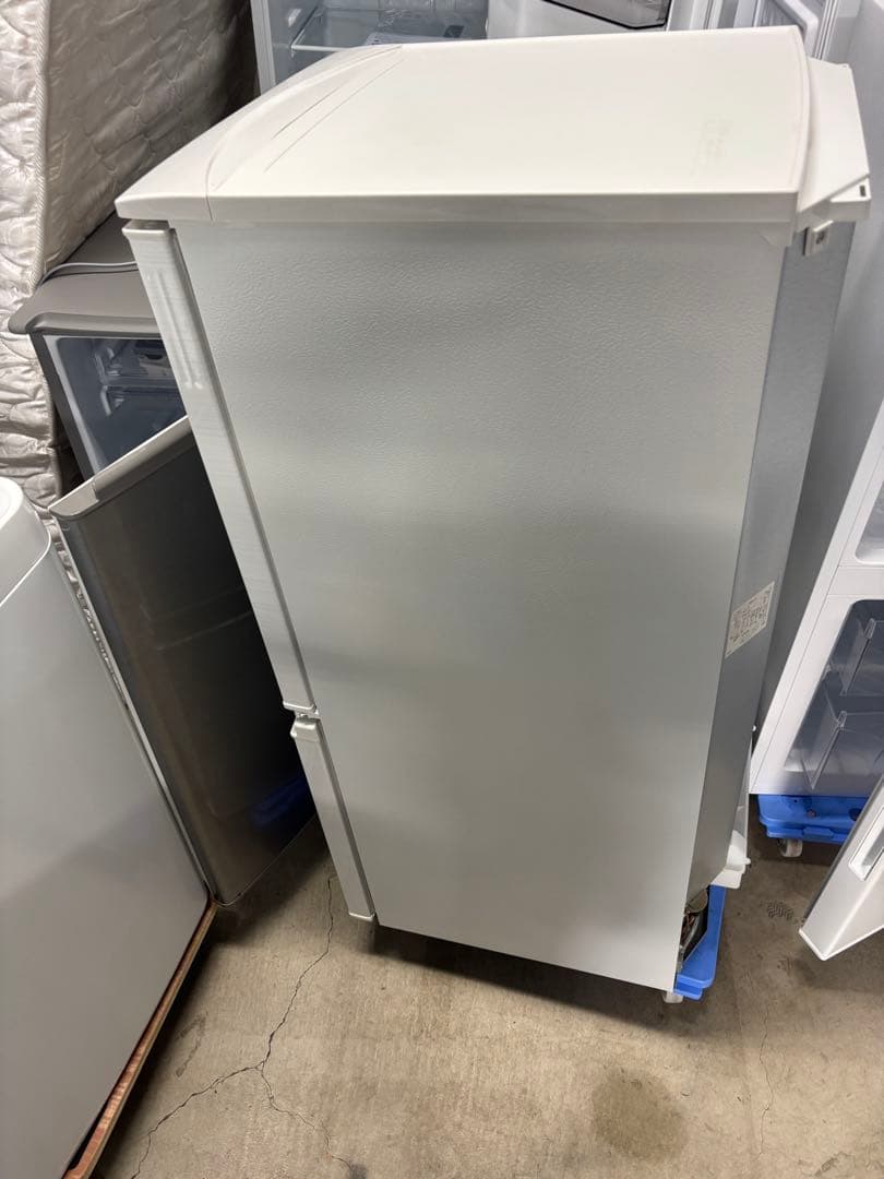 冷蔵庫　シャープ　2020年　SJ-GD14F-WＴ