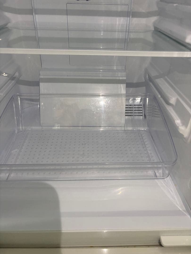 冷蔵庫　シャープ　2020年　SJ-GD14F-WＴ