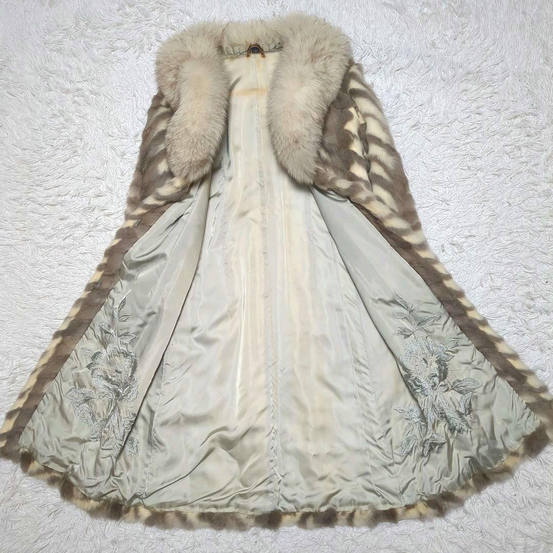 【最高デザイン】フォックスファー　マキシ丈　毛皮　女優襟　コート