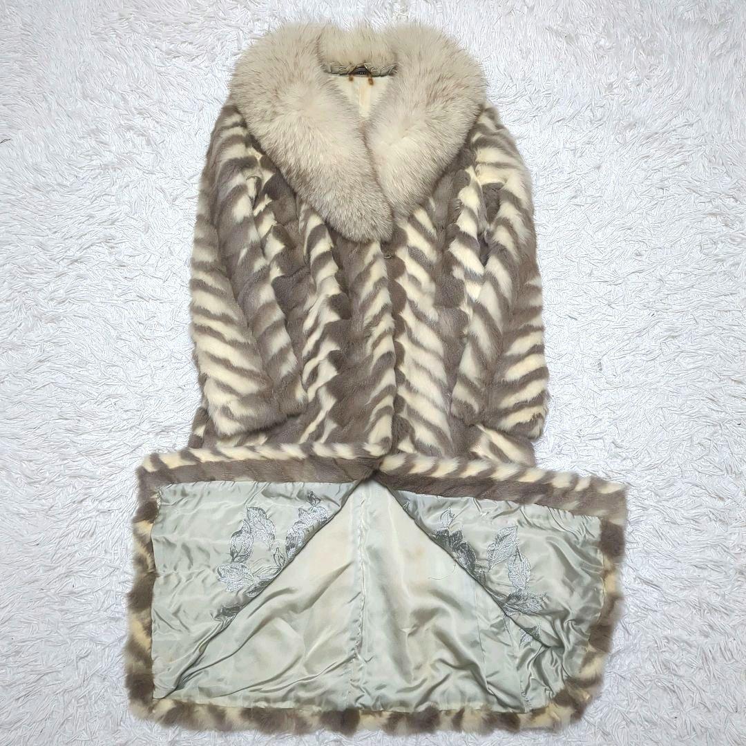 【最高デザイン】フォックスファー　マキシ丈　毛皮　女優襟　コート