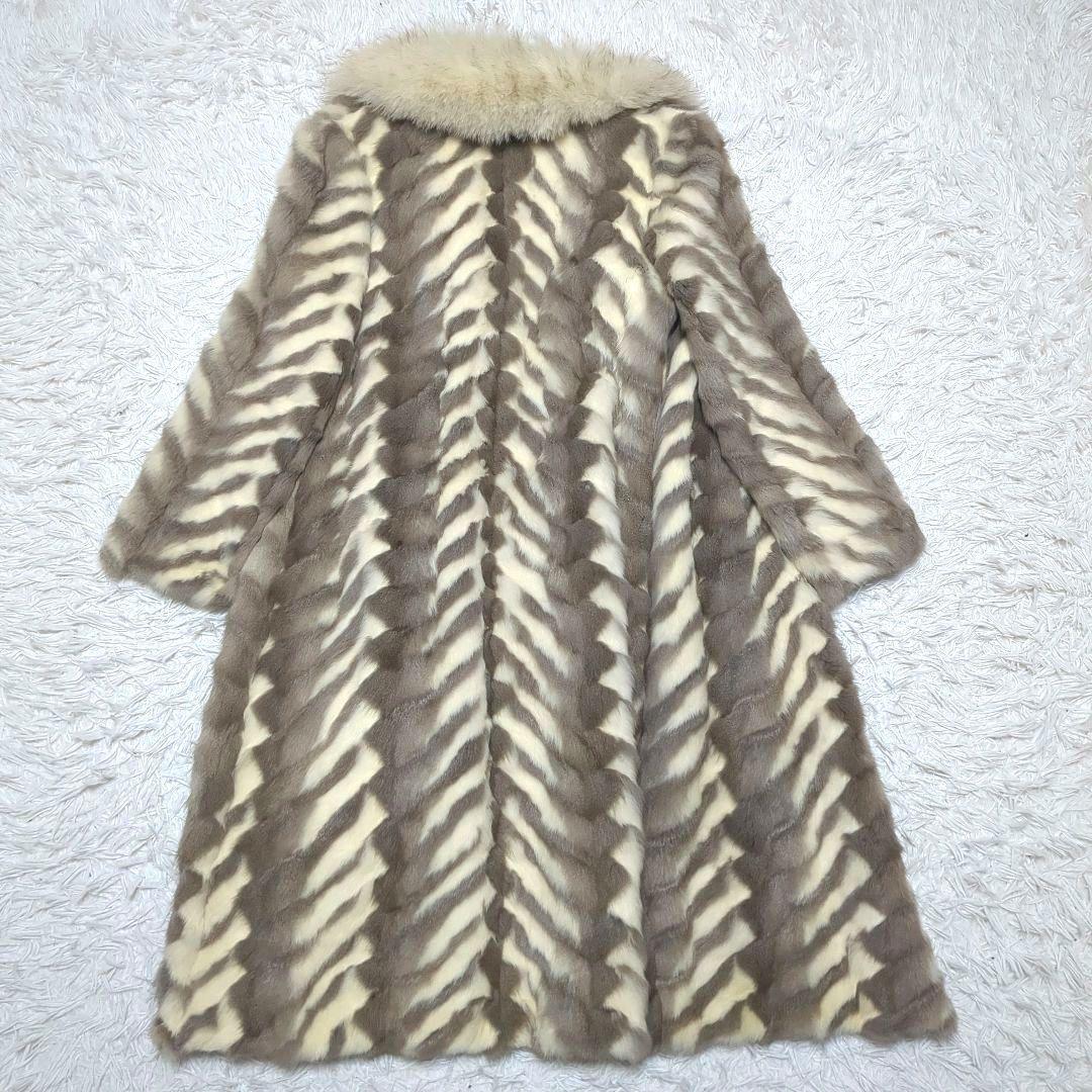 【最高デザイン】フォックスファー　マキシ丈　毛皮　女優襟　コート