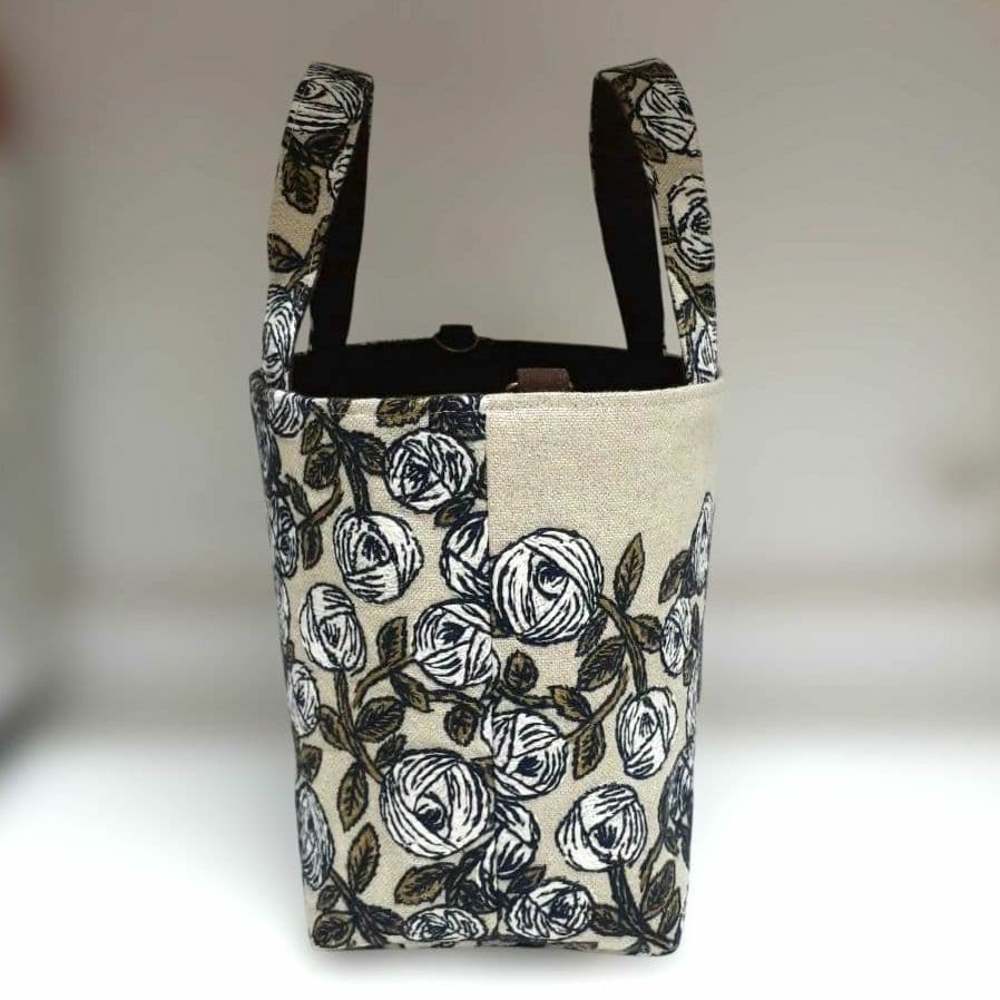 ミナペルホネン　 rosy beige マチが大きめトートバッグ