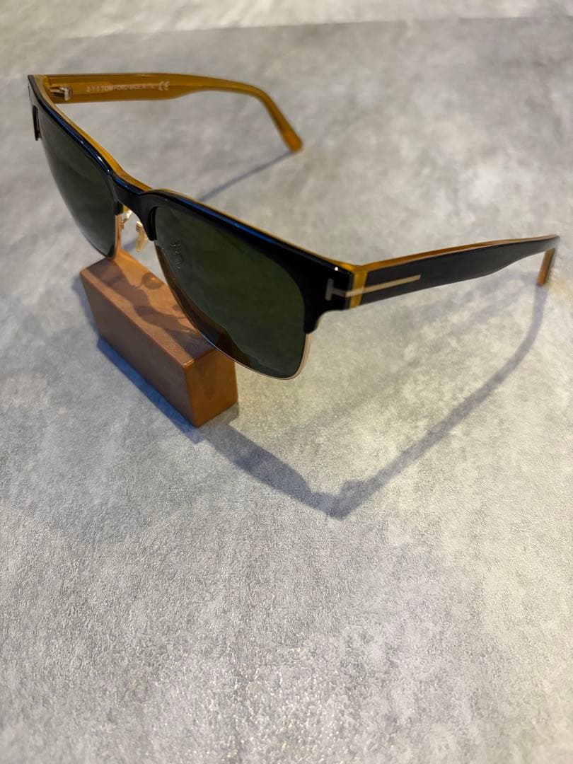 TOM FORD トムフォード　サングラス　LOUIS TF386 イタリア製