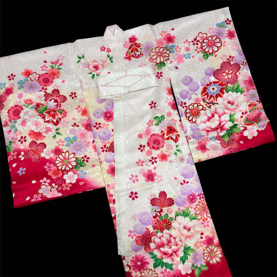 《新品》正絹 華やかな刺繍入❗️お宮参り 産着 祝着 襦袢付 新品たとう紙付 白