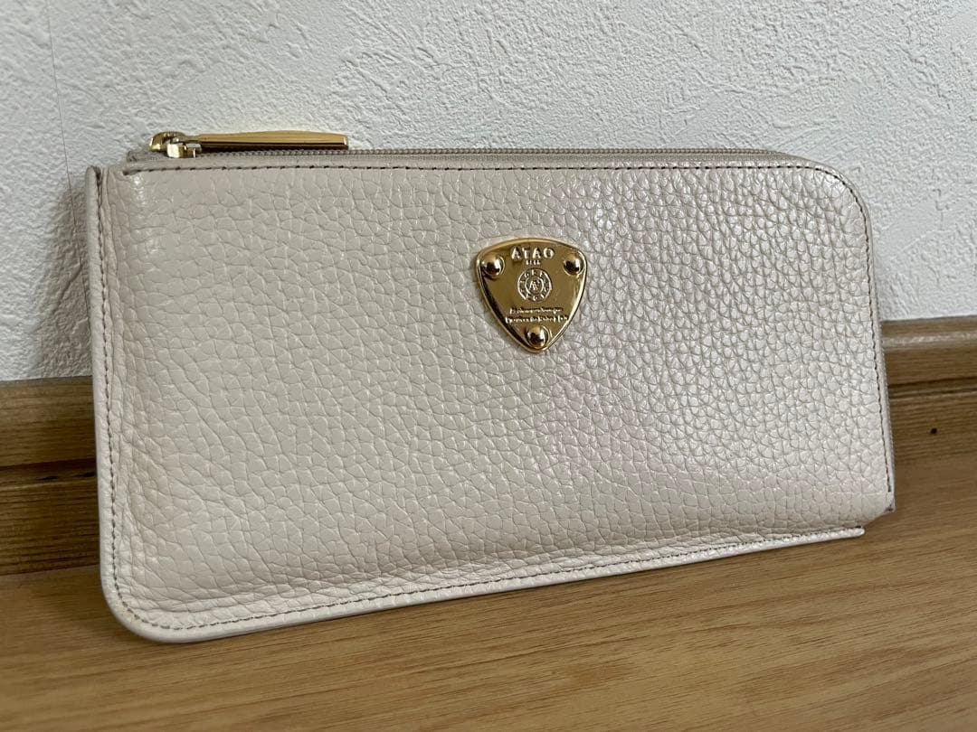 ATAO スリモ ケリー アイビスホワイト 長財布 ファスナー付き