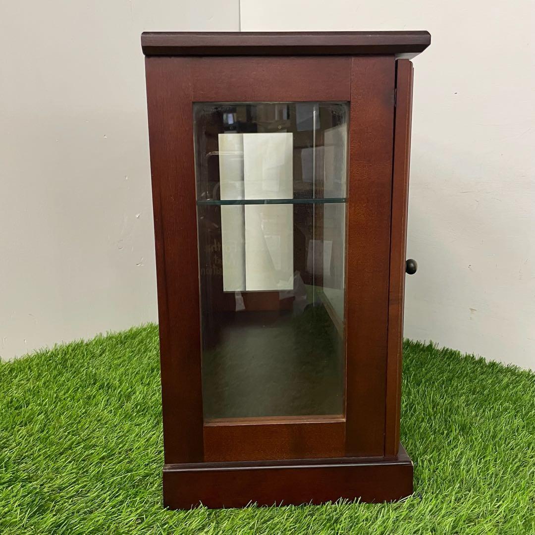 ダークブラウン ガラスケース