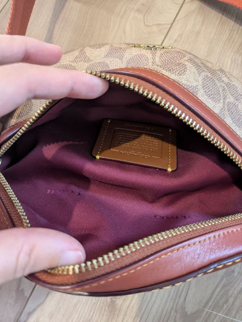 COACH ボディバッグ ベージュ/レッド