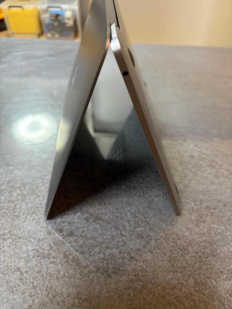 Apple MacBook Pro 2017 スペースグレイ