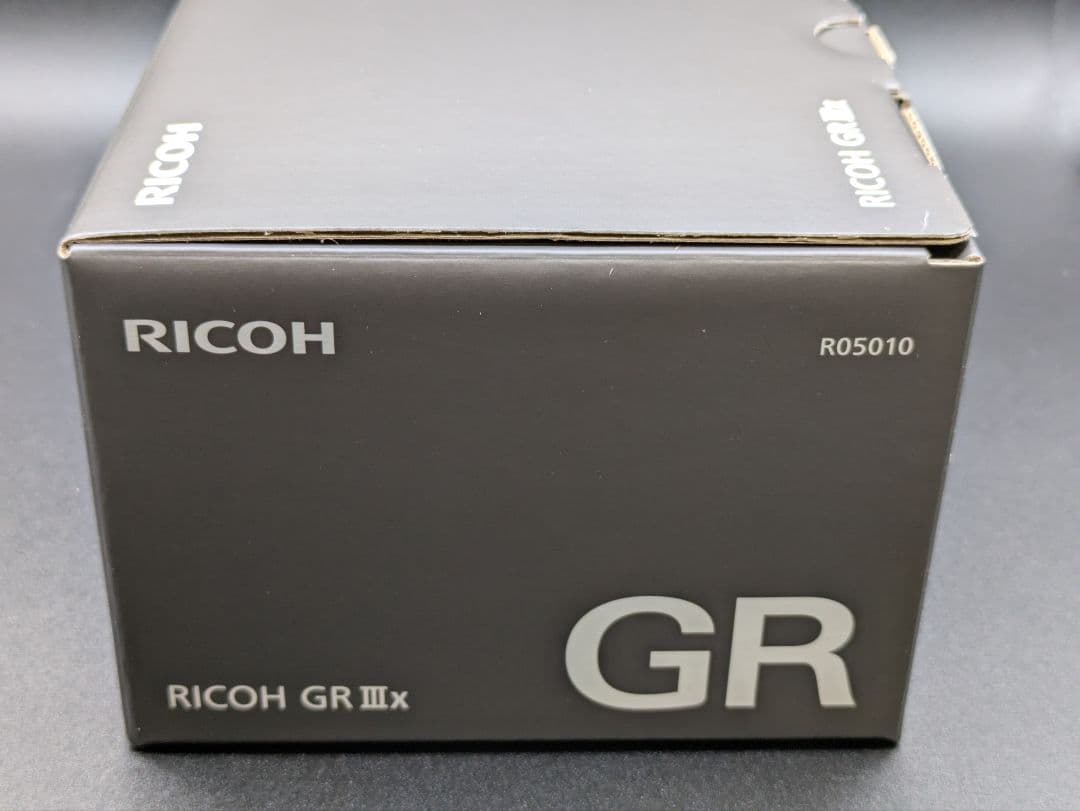 【新品】RICOH GR IIIx コンパクトデジタルカメラ 正規品　保証有