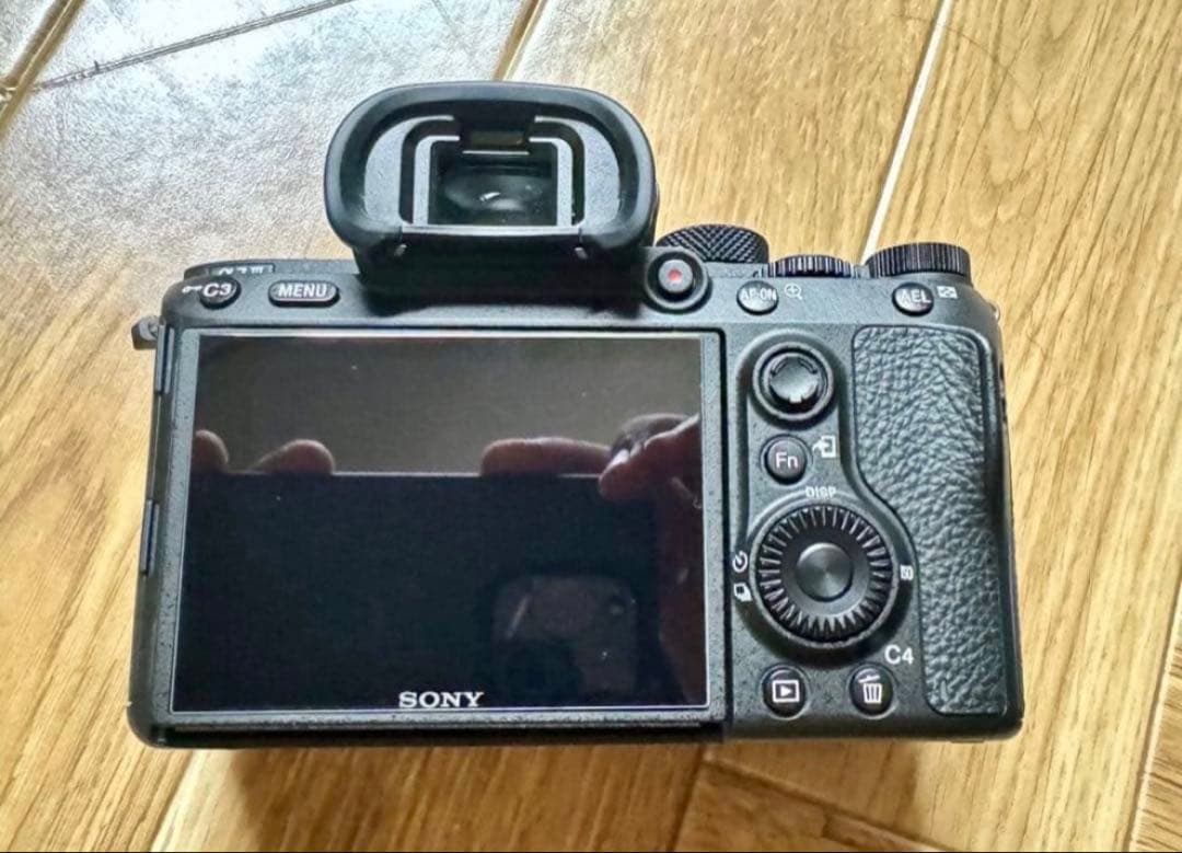 ソニー α7 III ILCE-7M3➕キットレンズ　すり替え防止対策済み