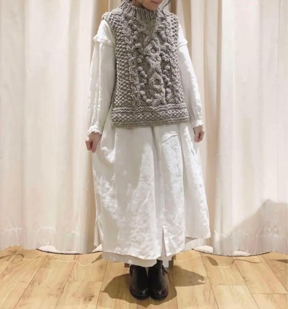 TSUHARU ケーブル編み ニットベスト