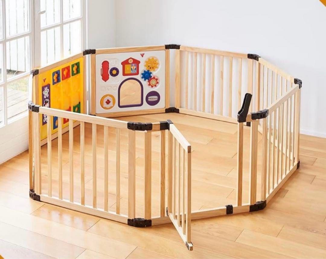 木のミュージカルキッズランドDX 　トイパネル付　ベビーサークル
