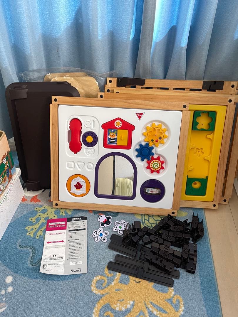 木のミュージカルキッズランドDX 　トイパネル付　ベビーサークル