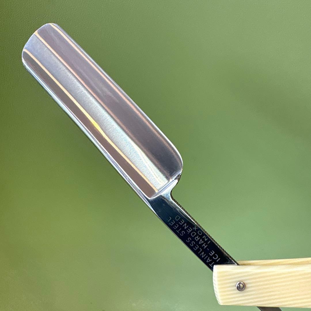 Breidora Stainless メンズ剃刀 レザーケース付き