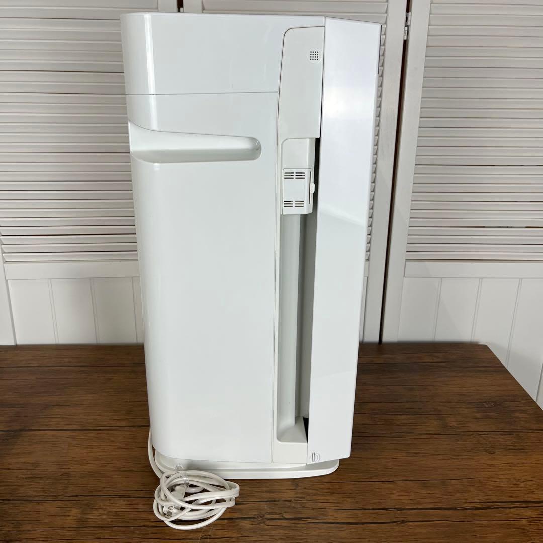 【匿名発送】DAIKINホワイト 空気清浄機 デジタル表示