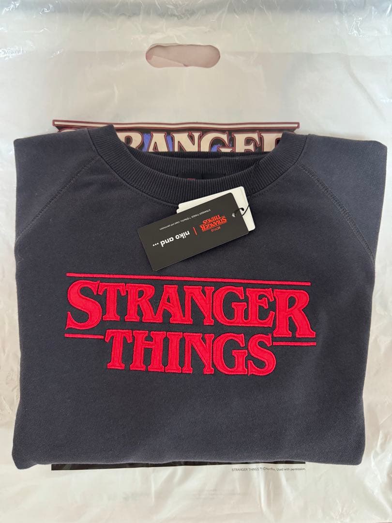 【STRANGER THINGS】コラボ アソートスウェットプルオーバー完敗商品