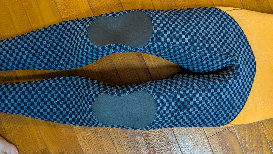 期間限定！状態良★3ミリ裏起毛セミドライ　レディースML