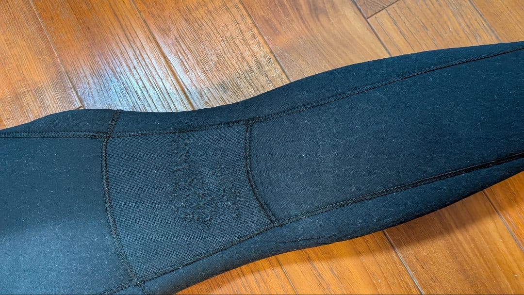 期間限定！状態良★3ミリ裏起毛セミドライ　レディースML