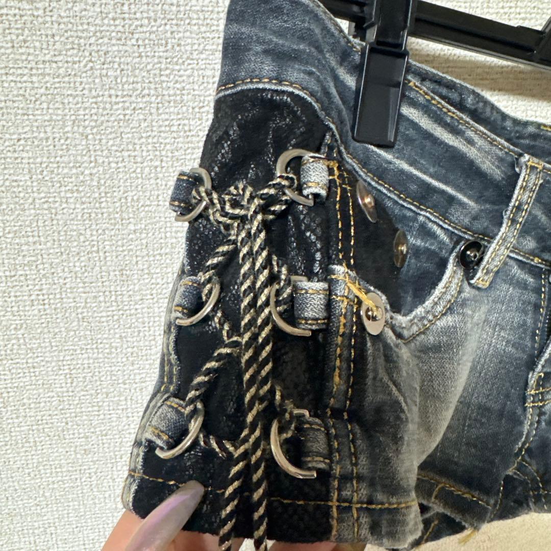 SONGEURd.i.a. 両サイド編み上げマイクロ丈パンツ