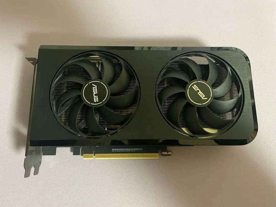 ASUS GeForce RTX 3070 グラフィックボード