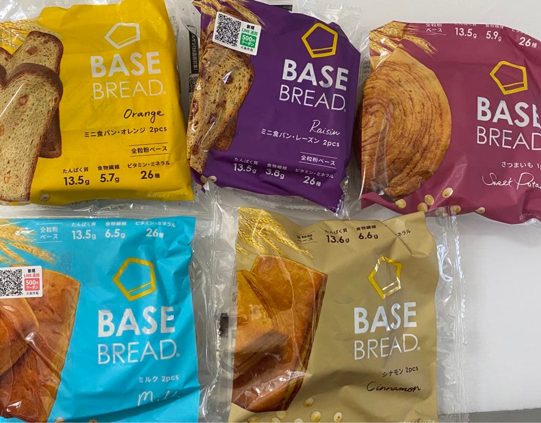 ベースブレッド80袋