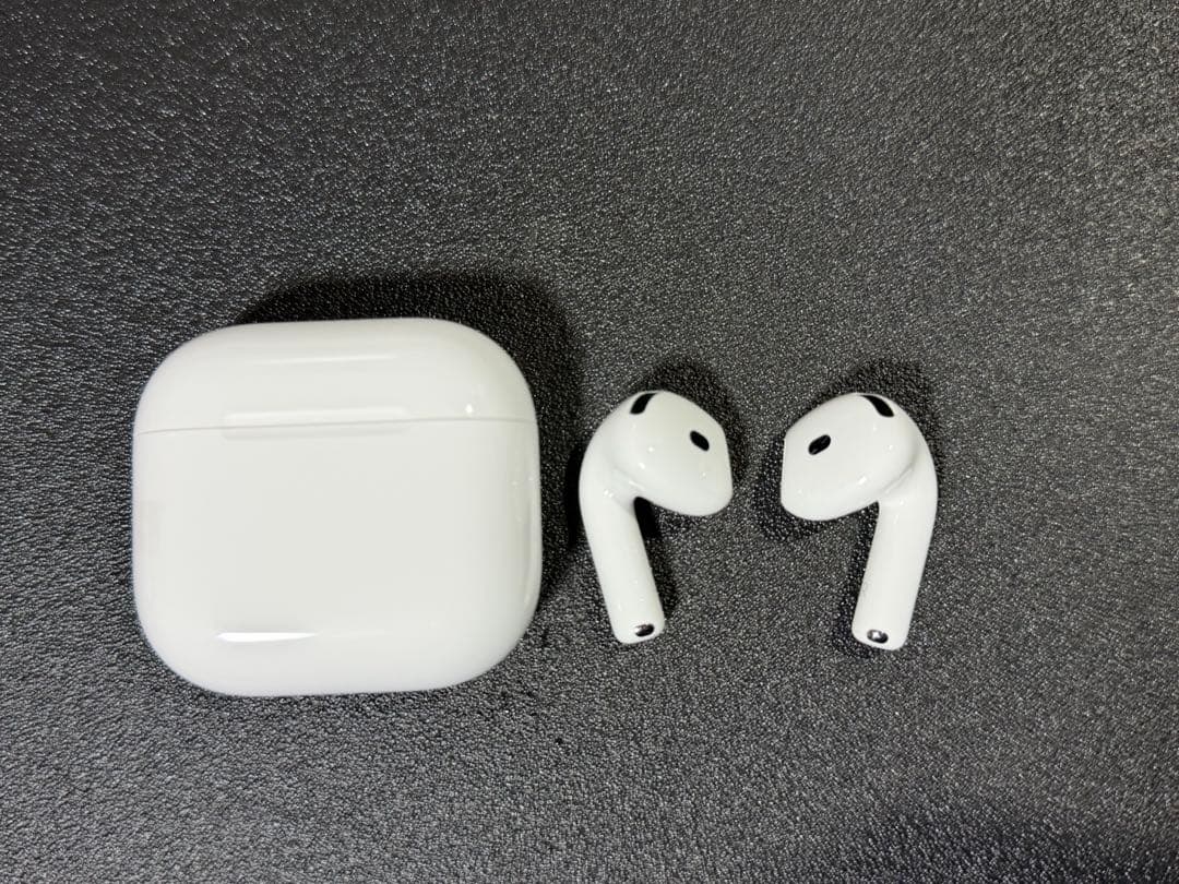 【Apple】AirPods 4 アクティブノイズキャンセルモデル【保証付き】