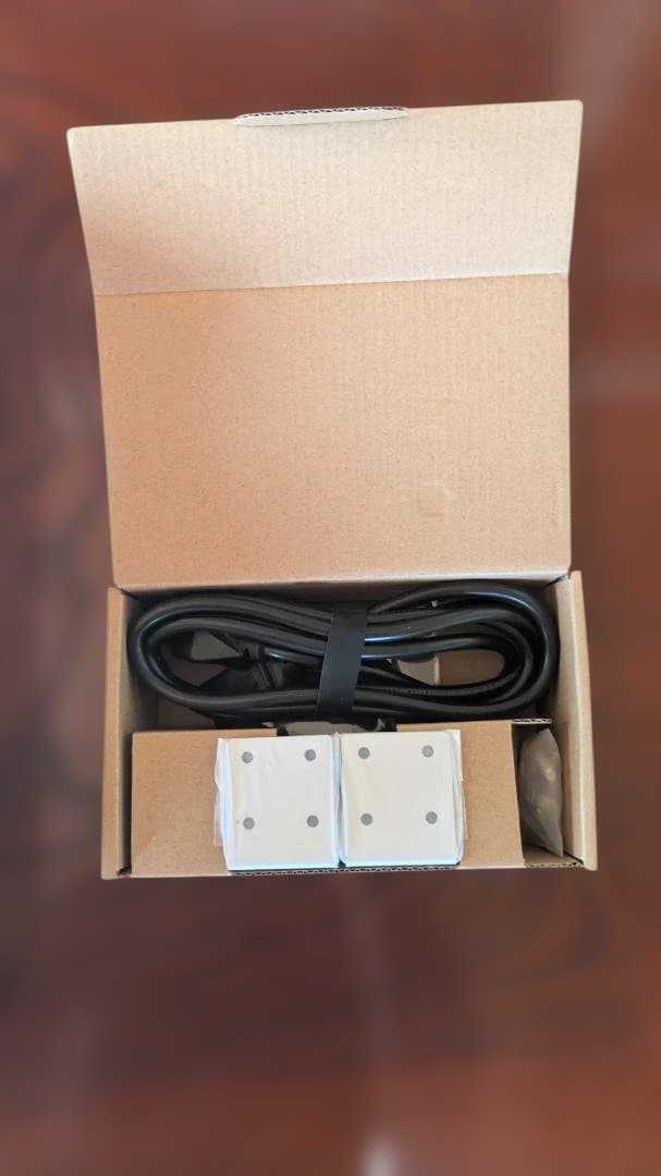 【値下げ !】switch 48 ports USW-48-PoE (195W)