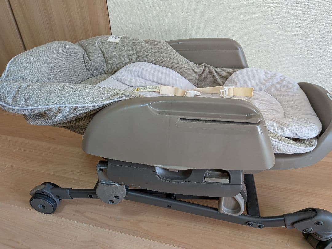 【すー★】コンビ ネムリラ マーブルベージュ ハイローチェア★エルゴ授乳ク