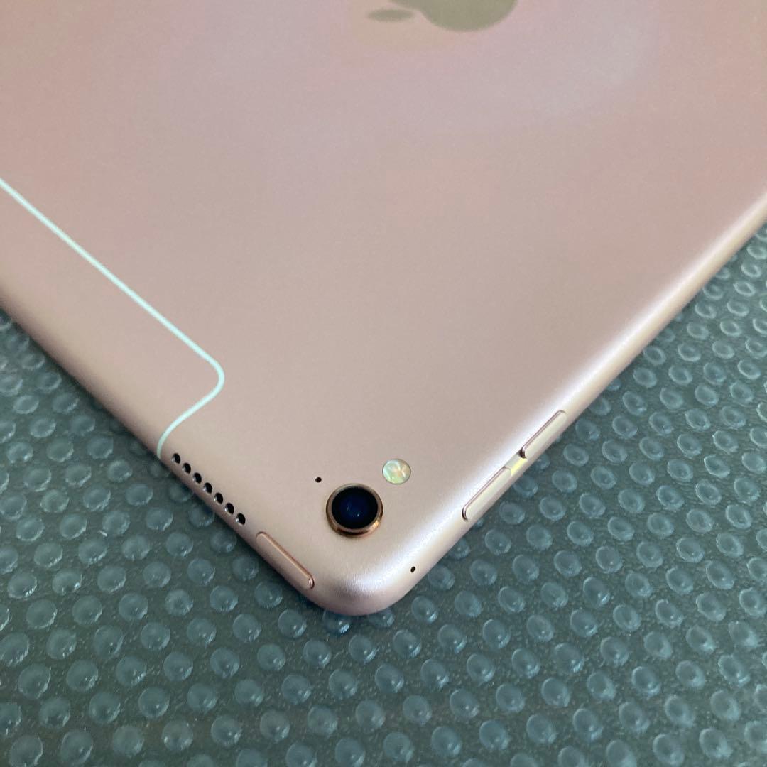 2550 電池ほぼ新品☆iPad Pro 32GB 9.7インチ SIMフリー☆