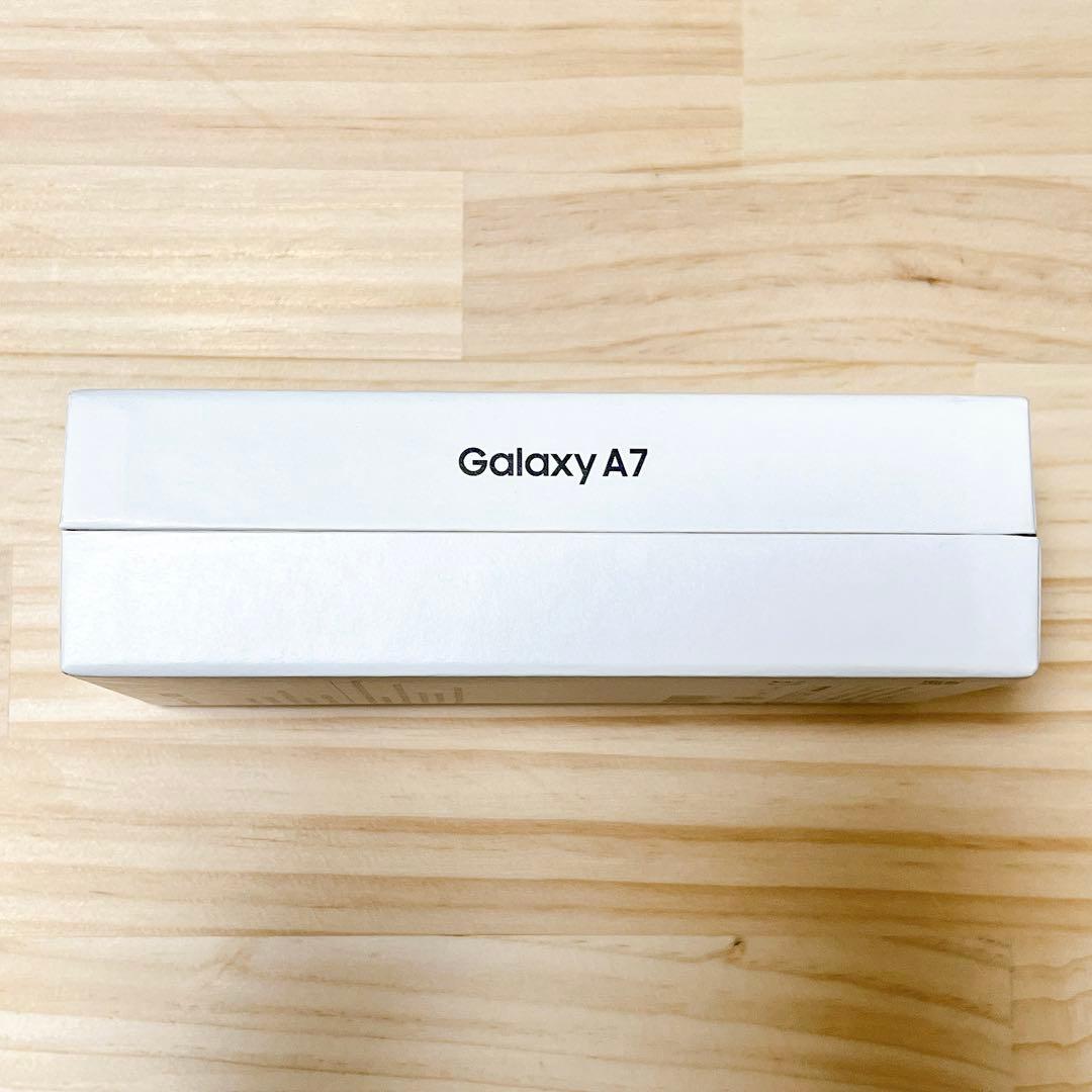 Samsung Galaxy A7 ゴールド 本体