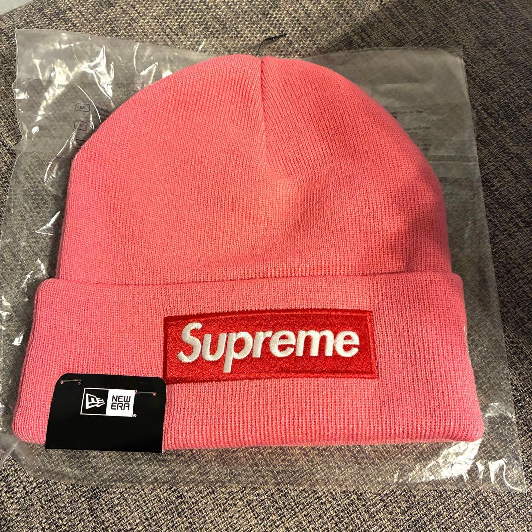 シュプリーム　ニューエラ　ボックスロゴ　ビーニー　ピンク 25AW