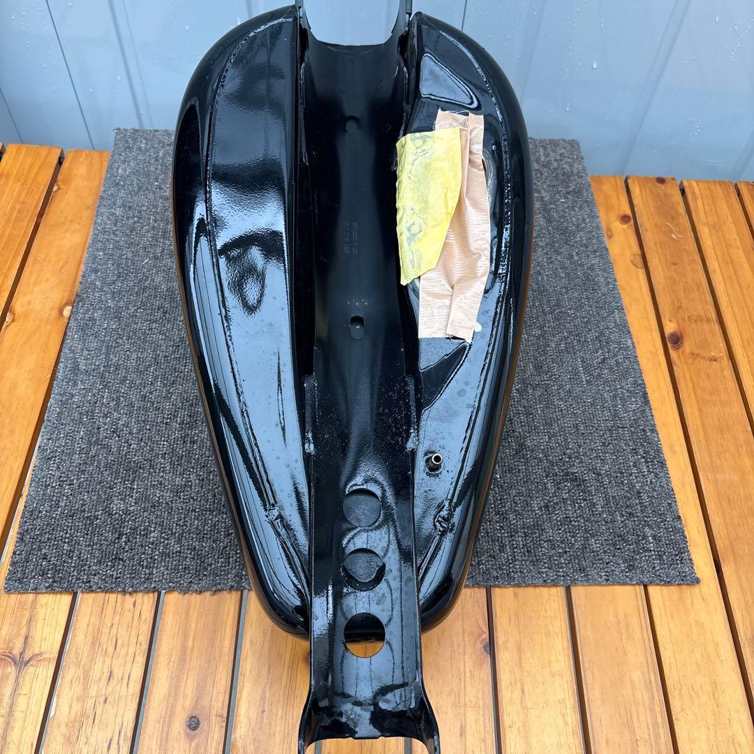 Harley-Davidson タンク 黒/赤/青