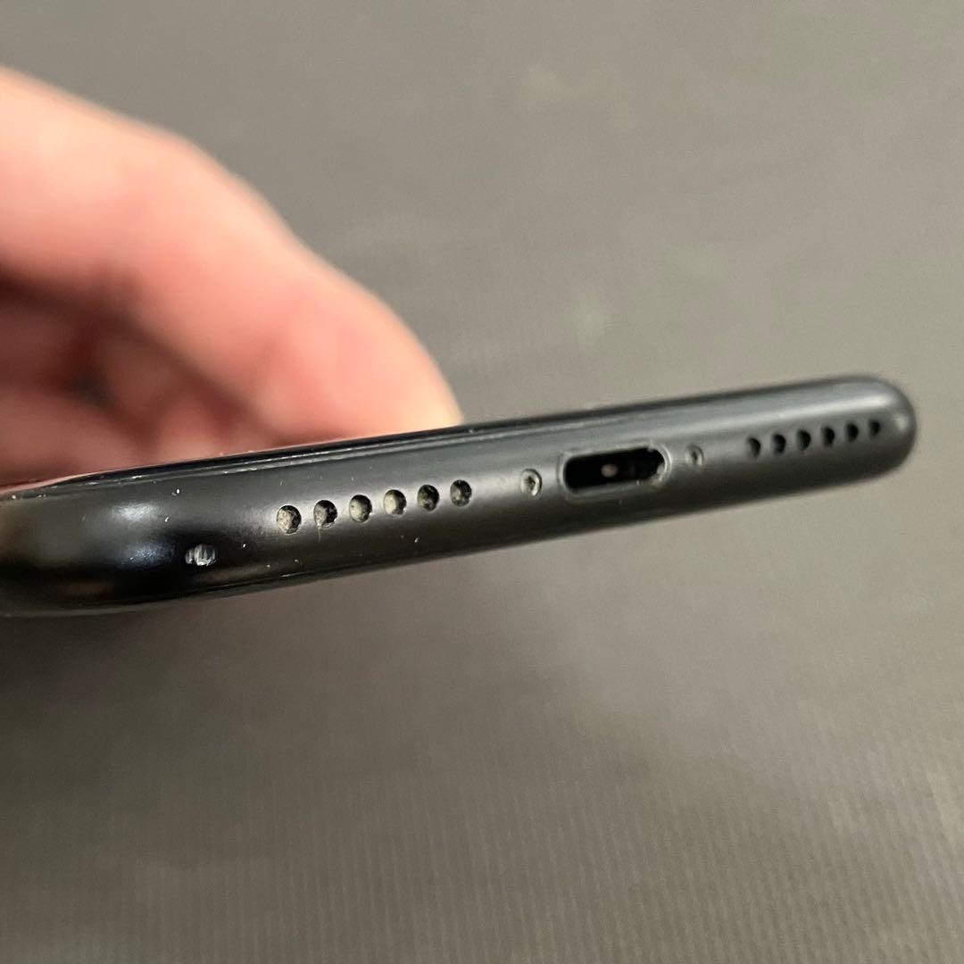 【美品81% iFace付】iPhoneSE 第2世代 128GB SIMフリー