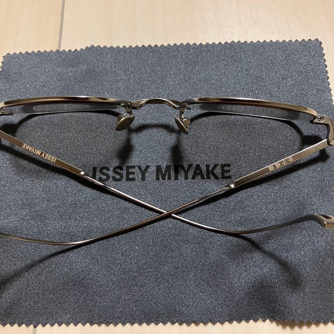 金子眼鏡　ISSEY MIYAKE EYES HEXAGON Ⅸ