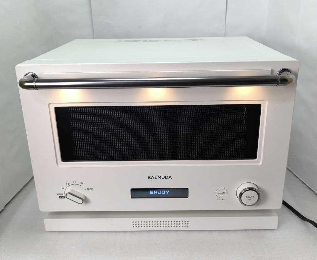 23年製 最新式　バルミューダデザイン　オーブンレンジ　K09A-WH