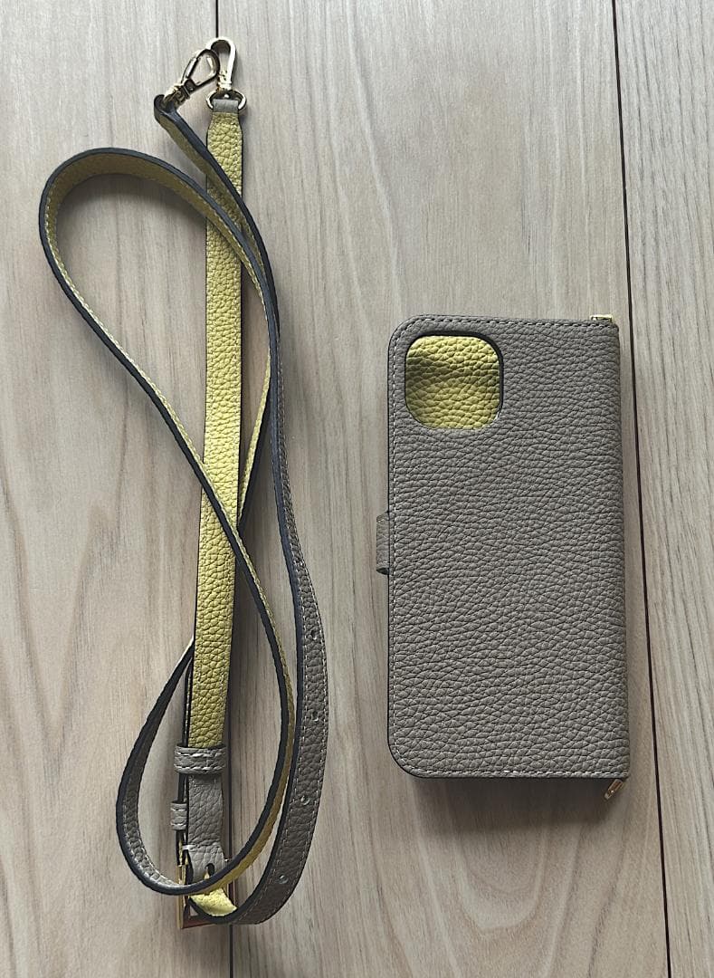 【新品同様】BONAVENTURA iPhone14手帳型ケース ストラップ付き