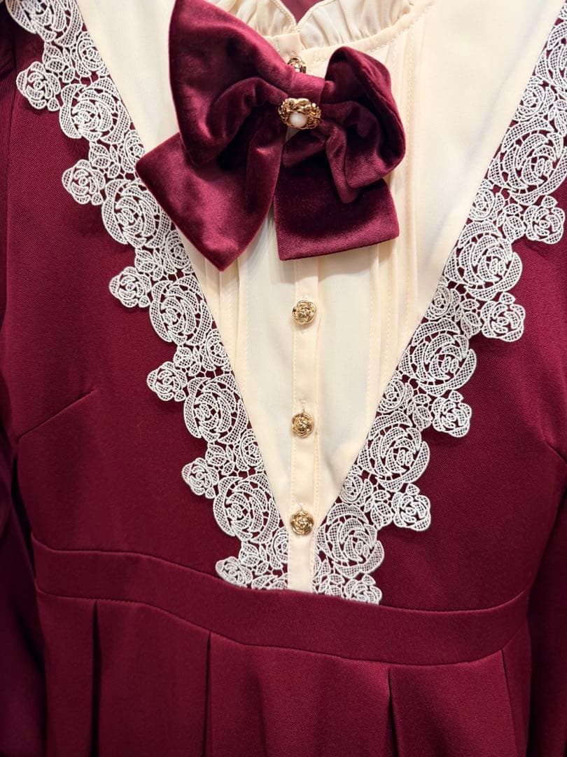 Amavel Secret Rose Gardenワンピース