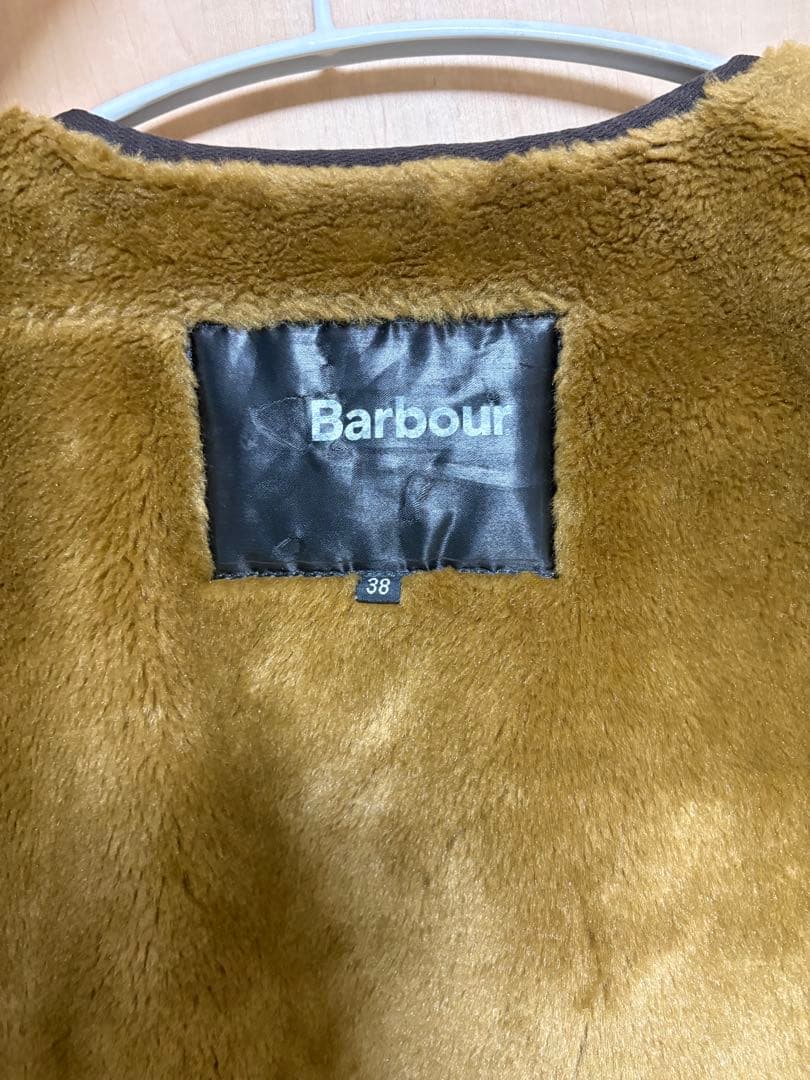 Barbour フロントジップ ファー ライナー ベスト 38