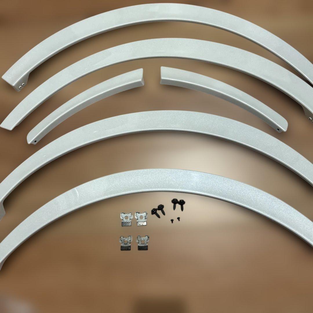 専用ハイエース　FLEX Delfino line オーバーフェンダー