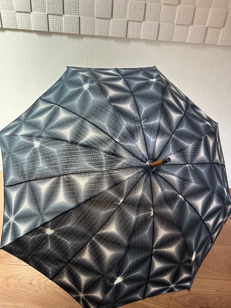 有松絞り　日傘