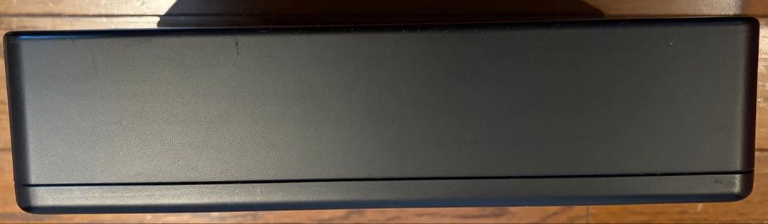 IK Multimedia iLoud ポータブルスピーカー