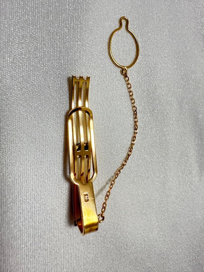 あ*3様 【金相場高騰】K18 タイピン チェーン付き 総重量約3.8g