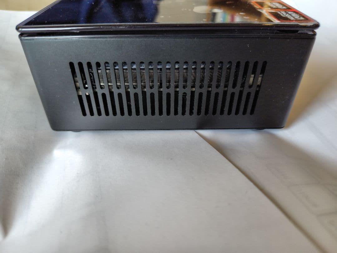 ミニPC GMKtec Nucbox K8 Plus/8845HS/32GB/1TB