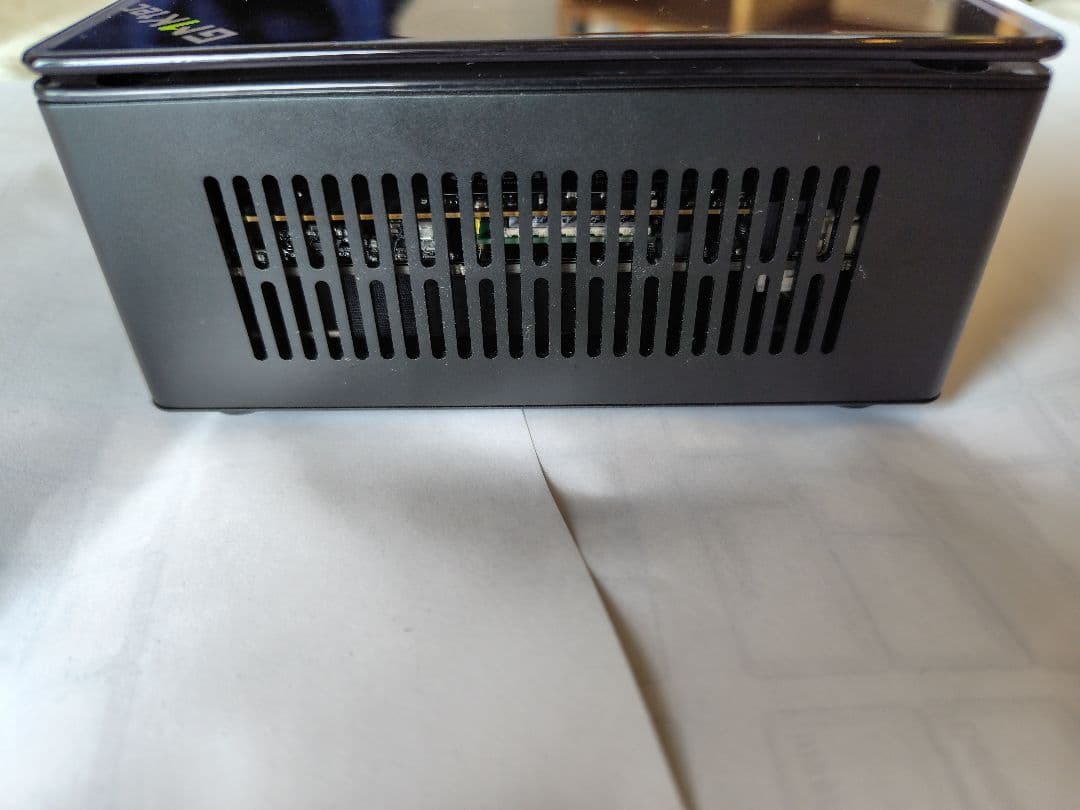 ミニPC GMKtec Nucbox K8 Plus/8845HS/32GB/1TB